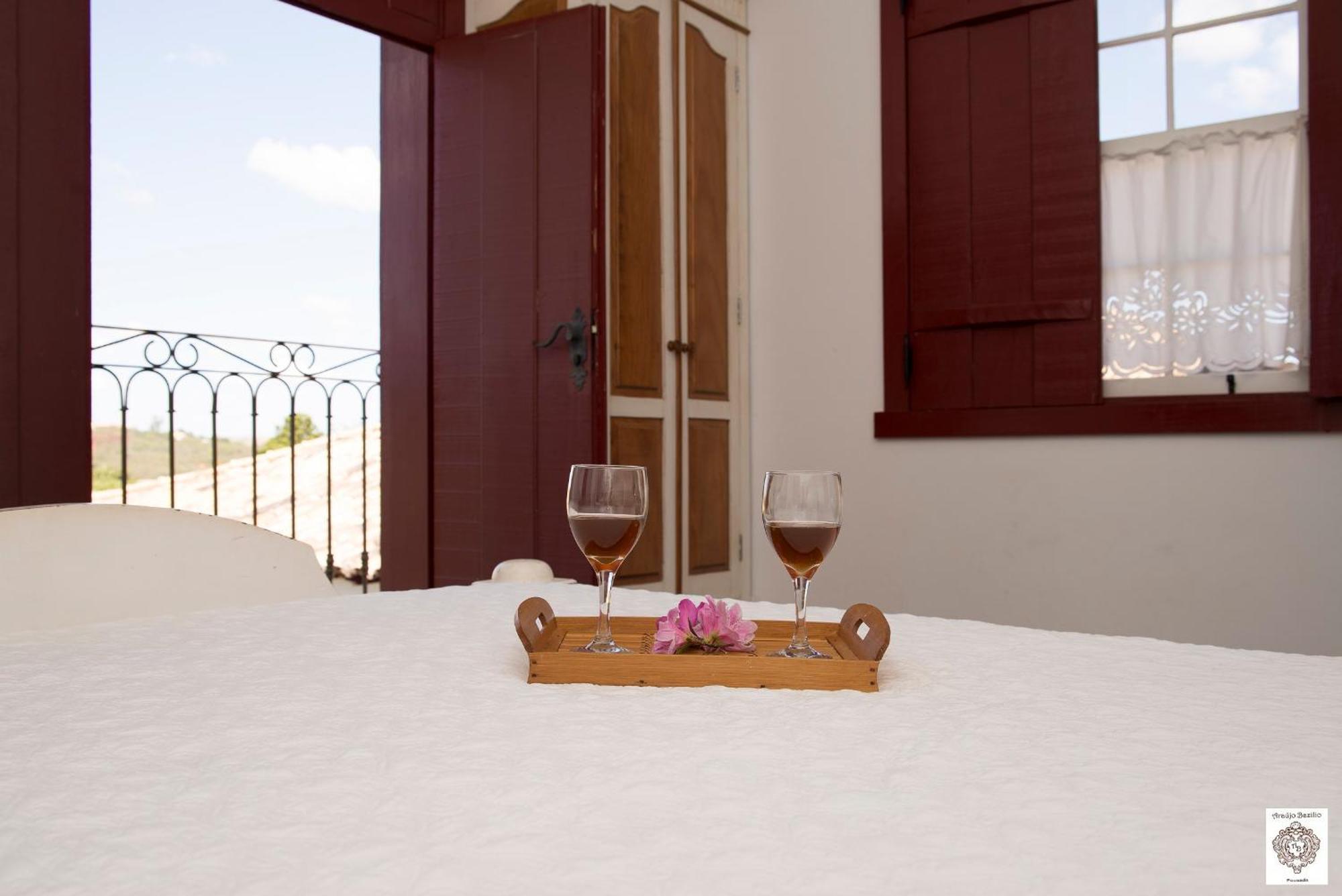 Pousada Araujo Bazilio Tiradentes Kamer foto