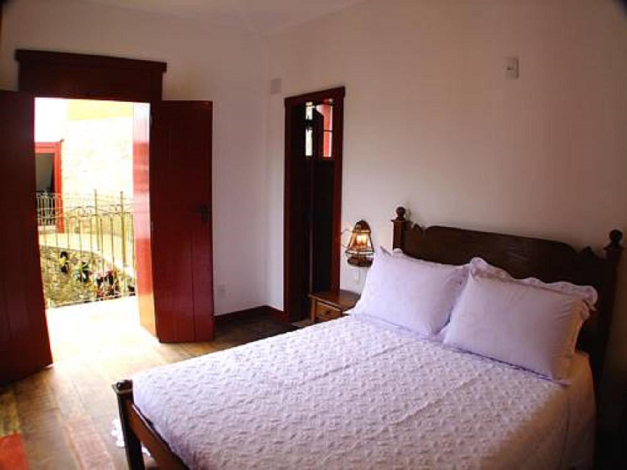 Pousada Araujo Bazilio Tiradentes Kamer foto